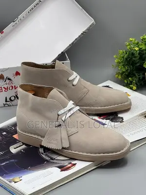 Original Clarks Boot /Black, Grey
