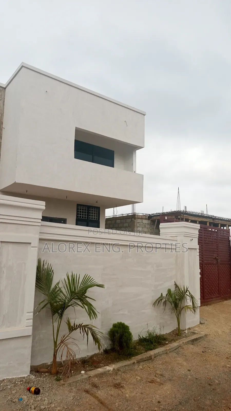 4bdrm Duplex in Otinibi, Danfa for sale