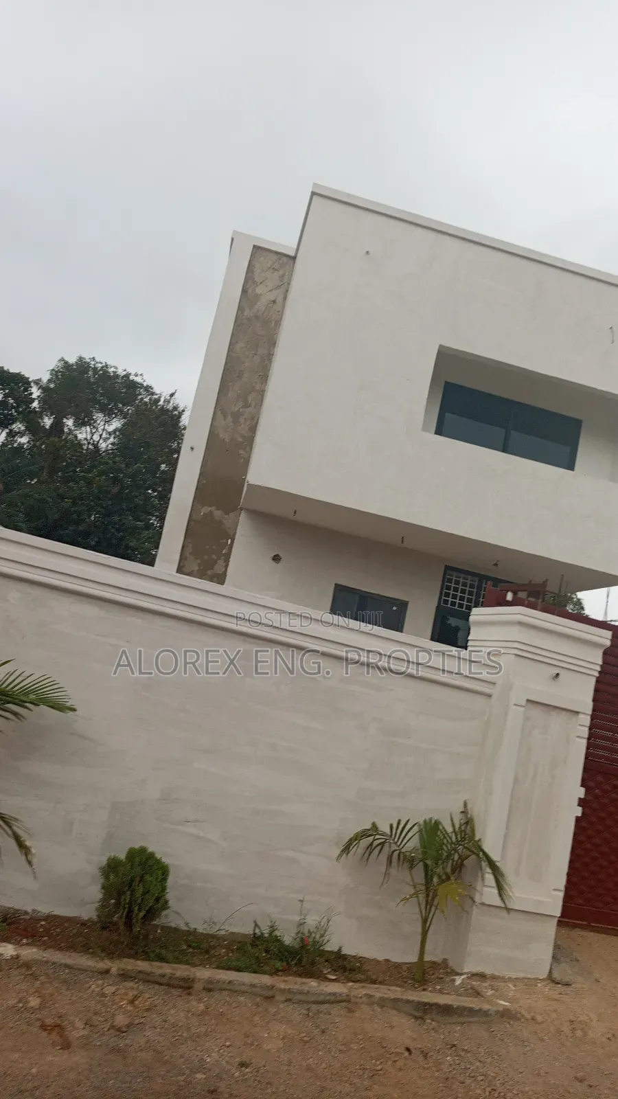 4bdrm Duplex in Otinibi, Danfa for sale