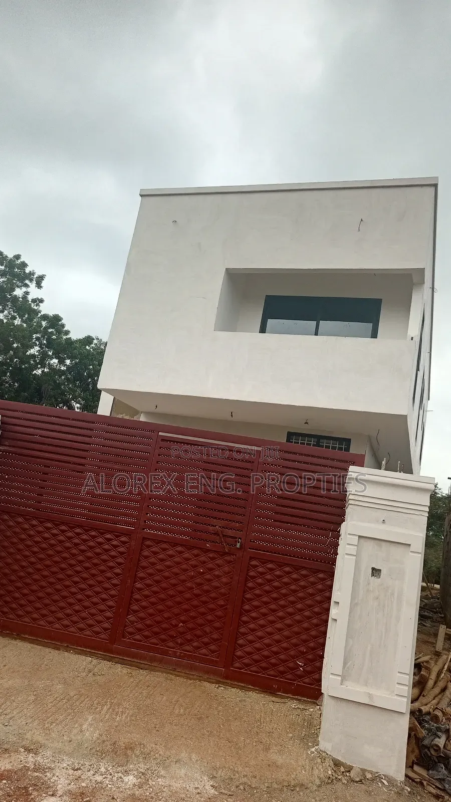 4bdrm Duplex in Otinibi, Danfa for sale