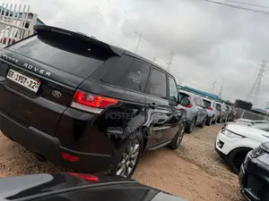 Land Rover Range Rover Sport SE Td6 4x4 (3.0L 6cyl 8A) 2016 Black