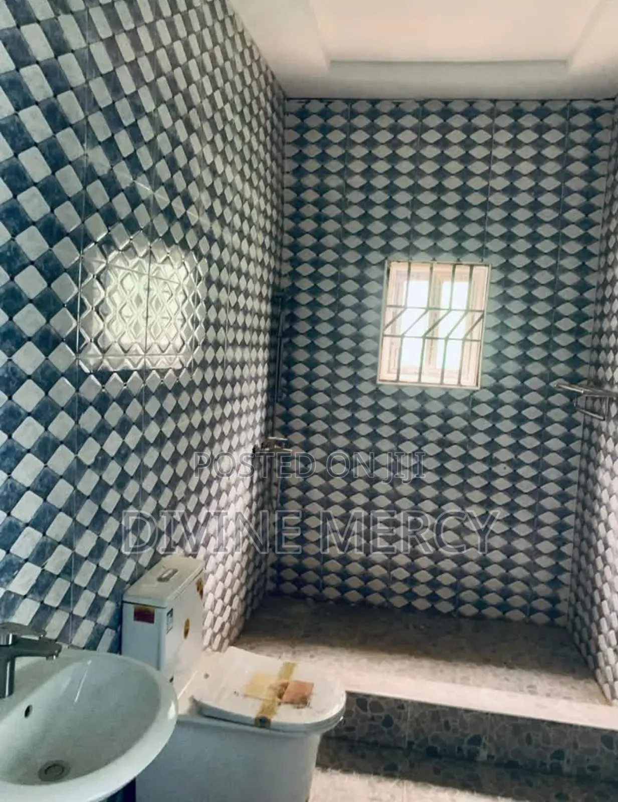 3bdrm Bungalow in Kasoa Winger, Awutu Senya East Municipal for sale