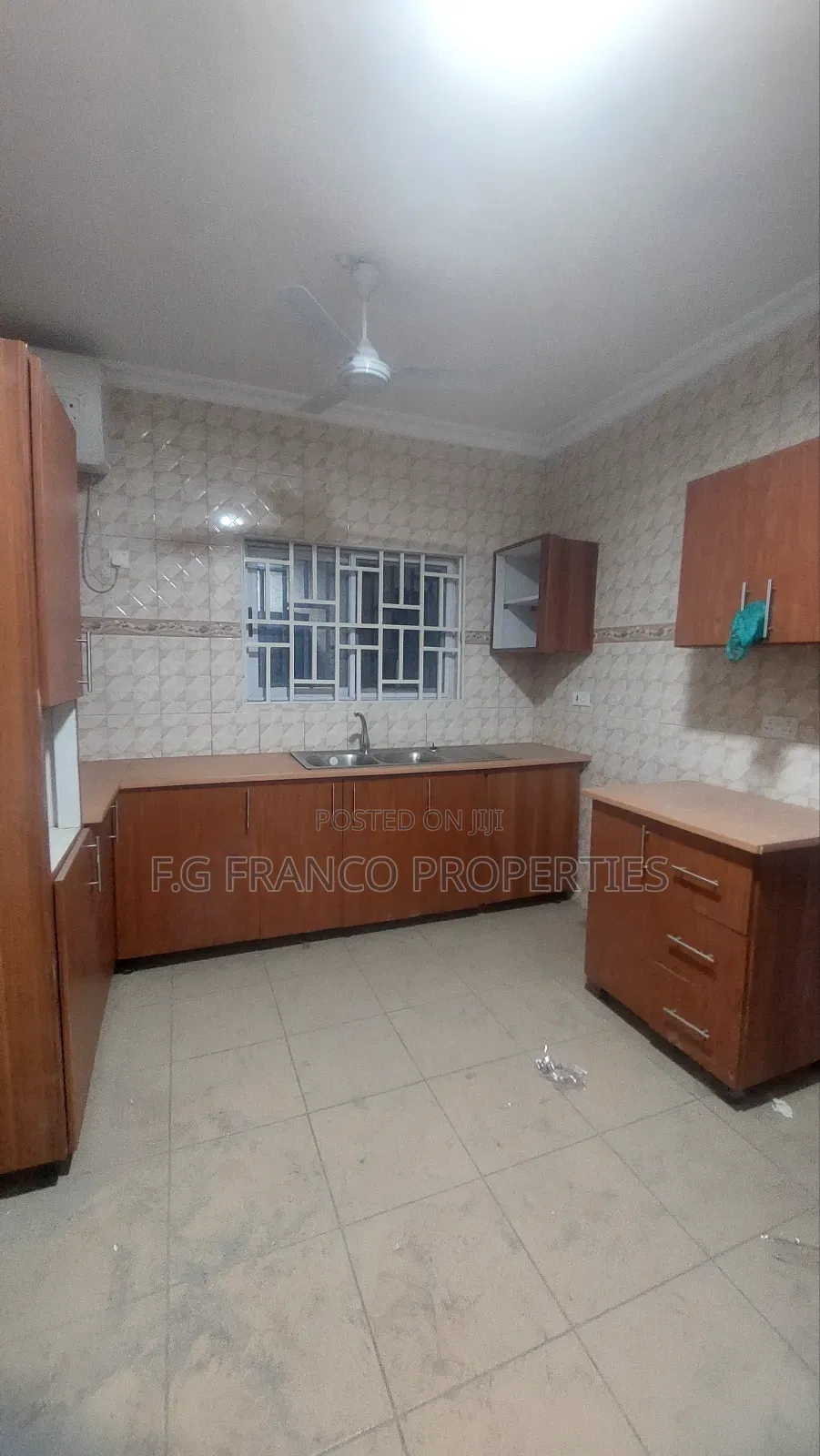 3bdrm House in Kg.Franco Properties, Spintex for rent