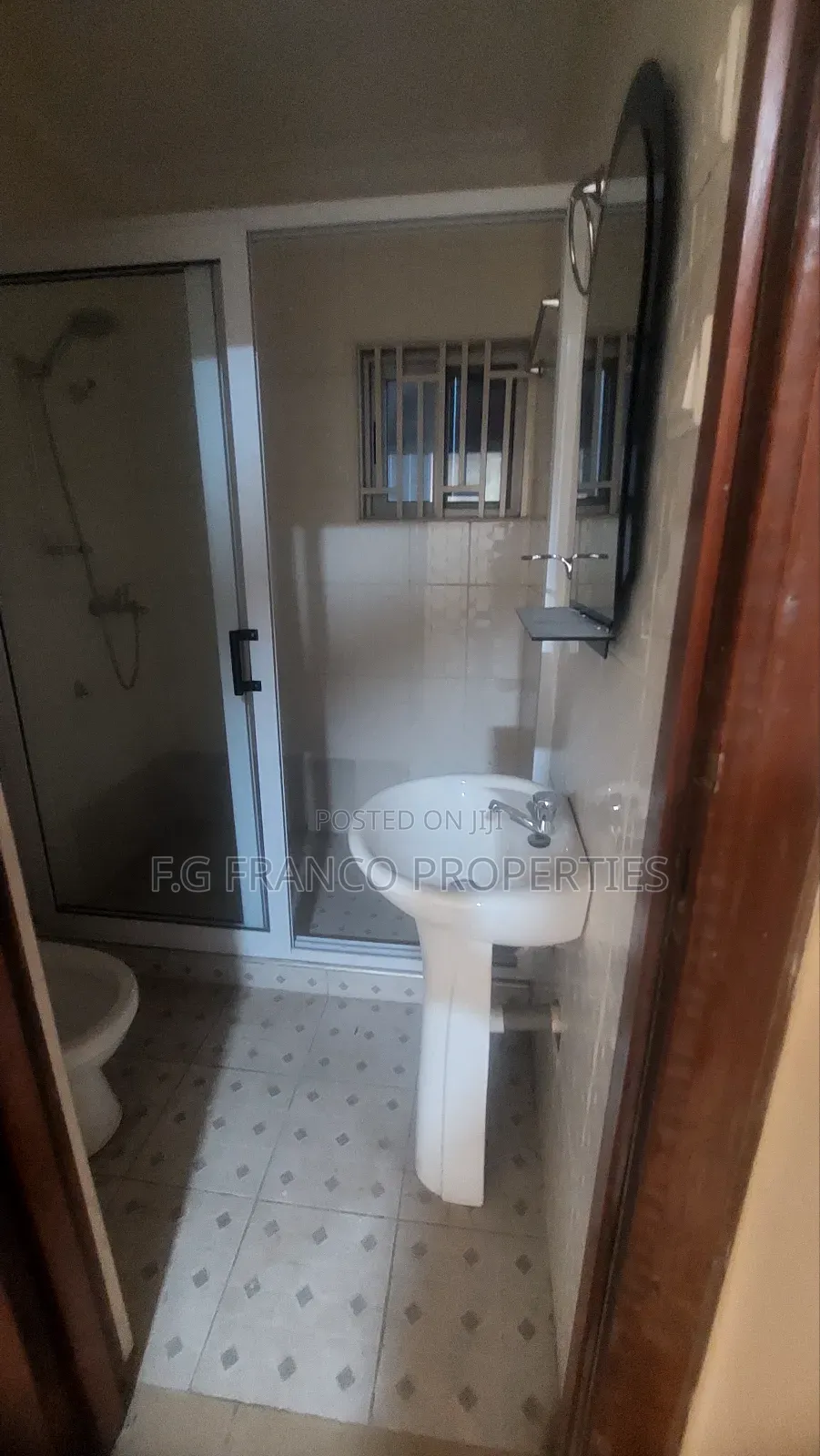 3bdrm House in Kg.Franco Properties, Spintex for rent