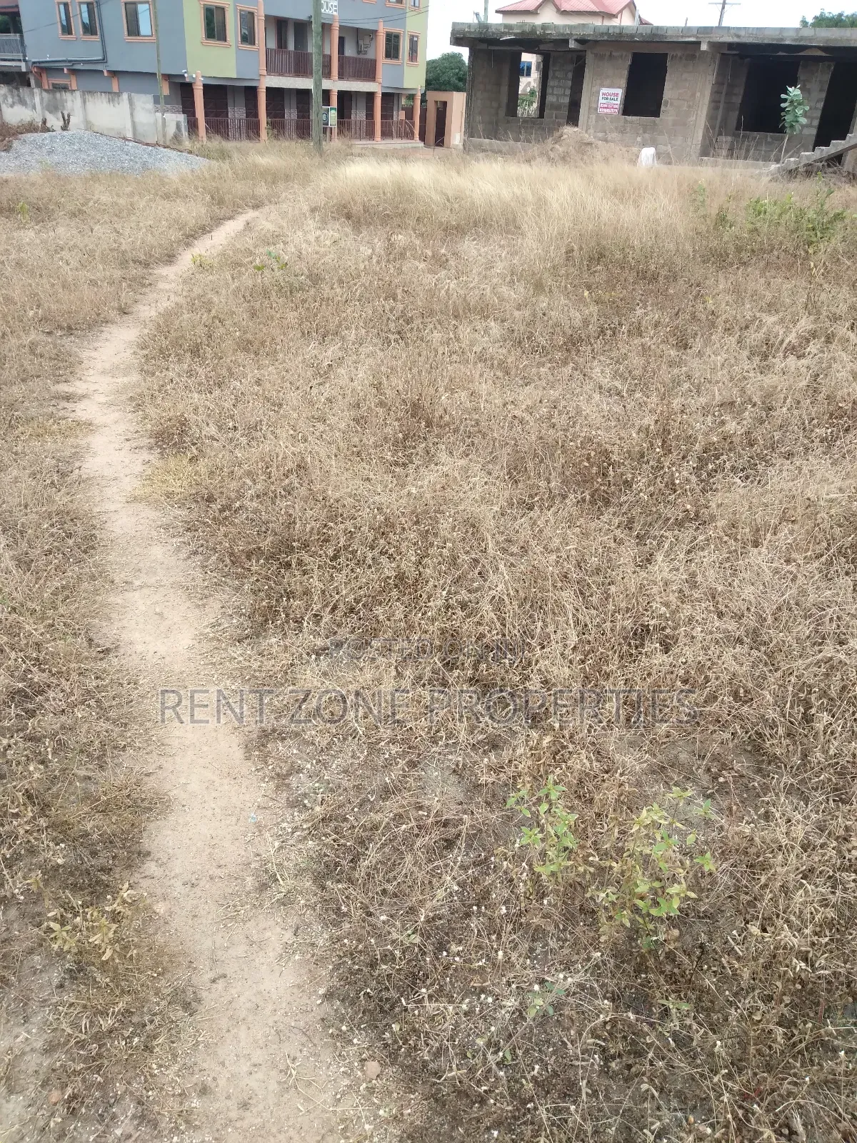 10bdrm Apartment in Rent Zone Properties, Amasaman for sale