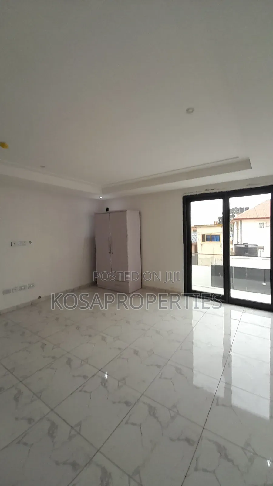 4bdrm House in Adjiringanor, Adjiriganor for sale