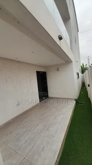 4bdrm House in Adjiringanor, Adjiriganor for sale