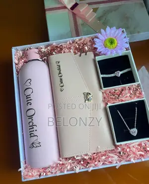 Girlfriend’S Day Orders