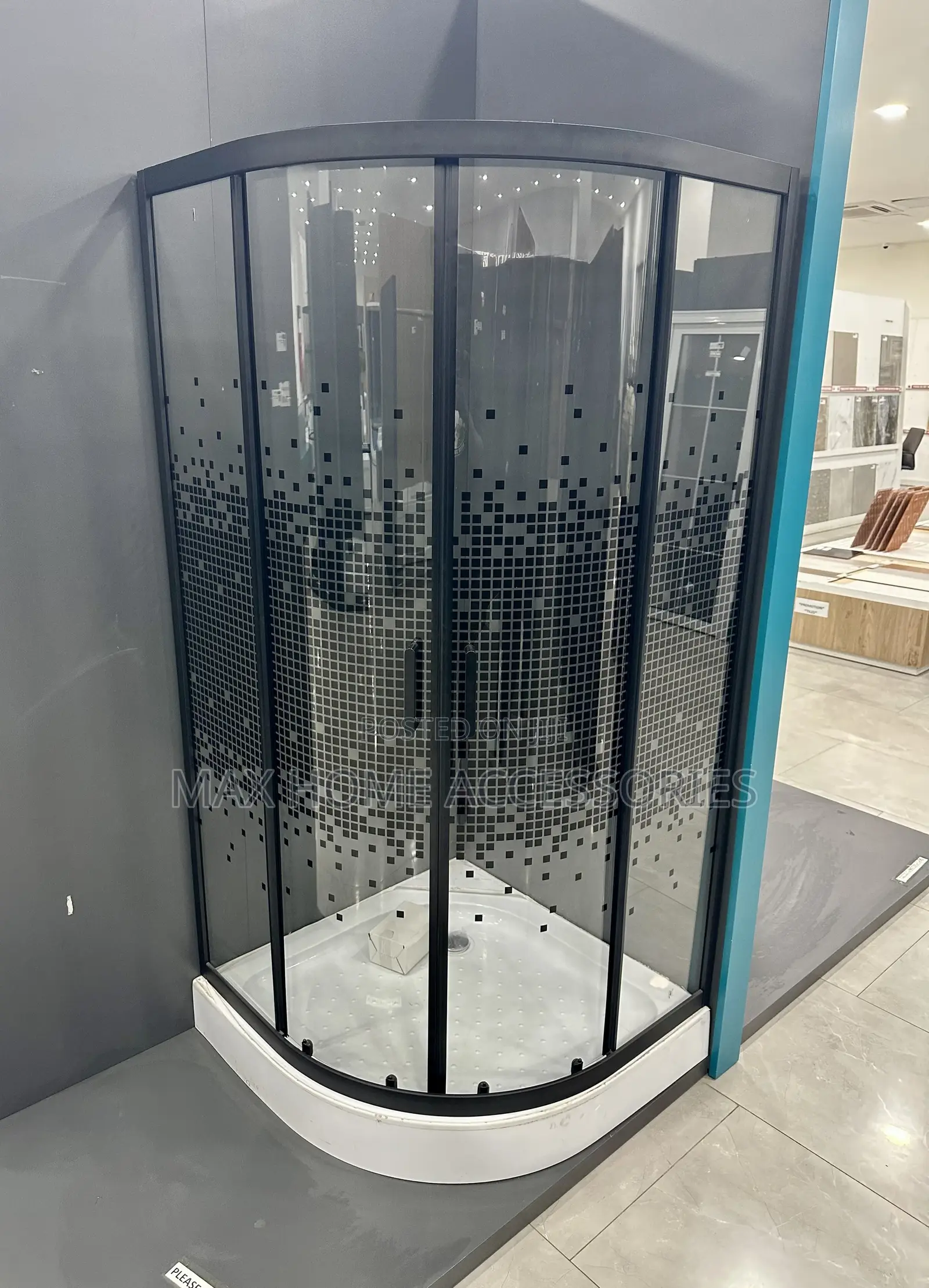 Black Cubicle