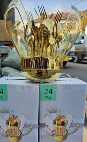 Luxurious Cutlery Set