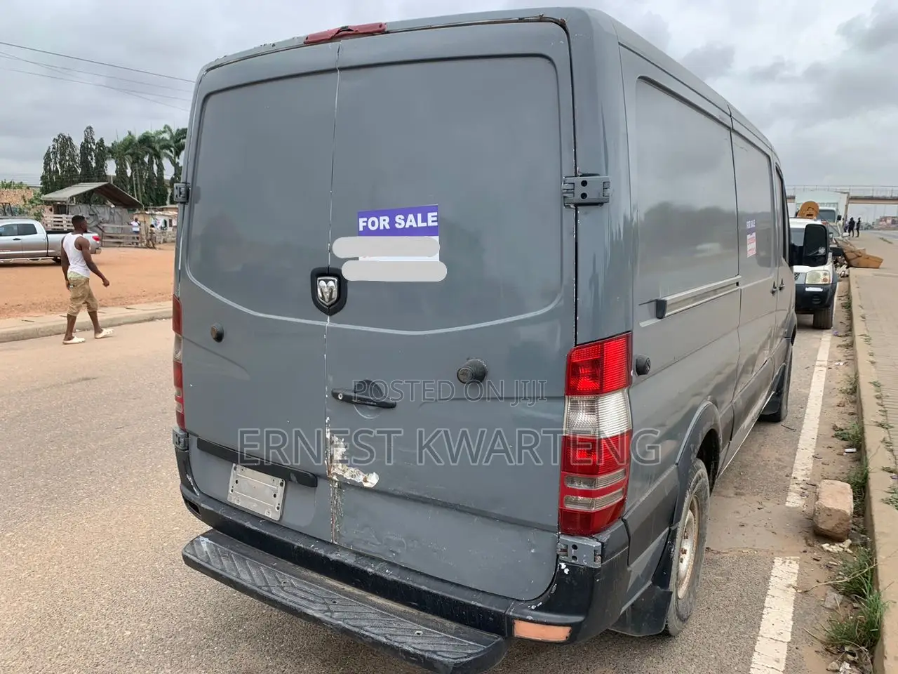 Dodge B3500 2008 Grey