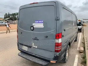Dodge B3500 2008 Grey