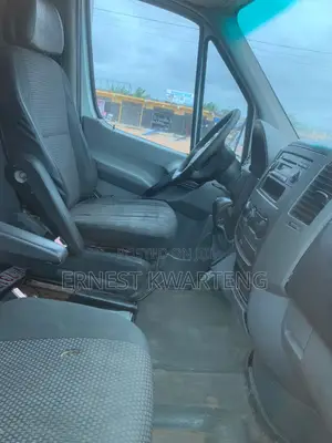 Dodge B3500 2008 Grey