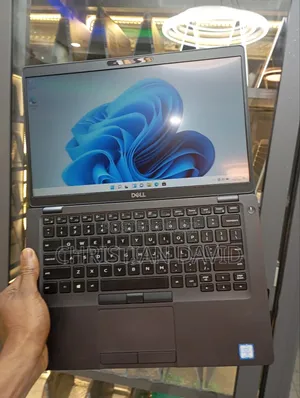 Laptop Dell Latitude 5400 16GB Intel Core I7 SSD 512GB