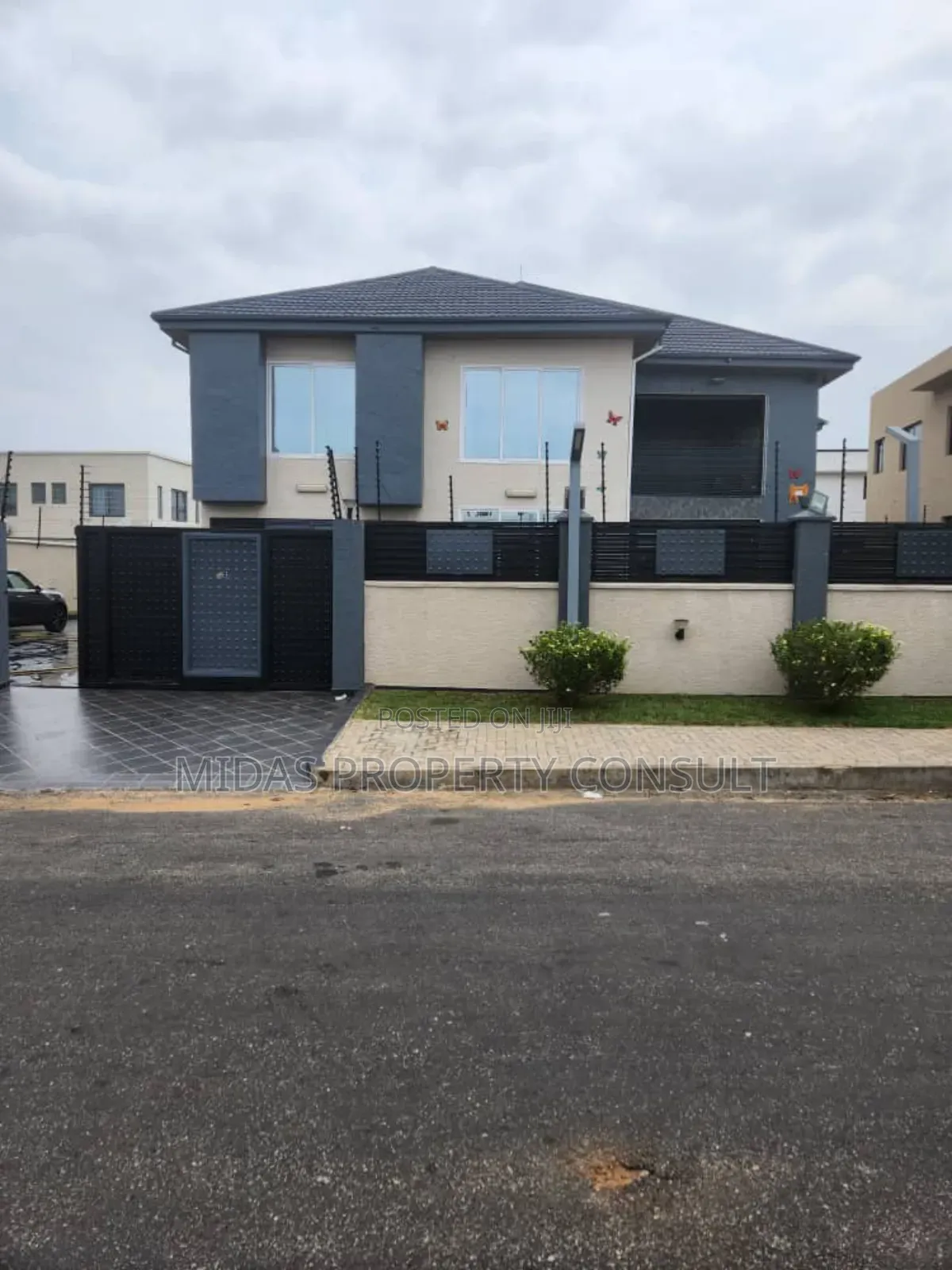 4bdrm House in Airport Hills for sale