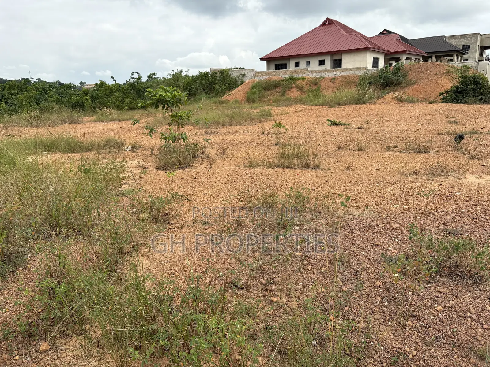 One Full Plot for Sale in Kwanwoma,Sokoban Road.