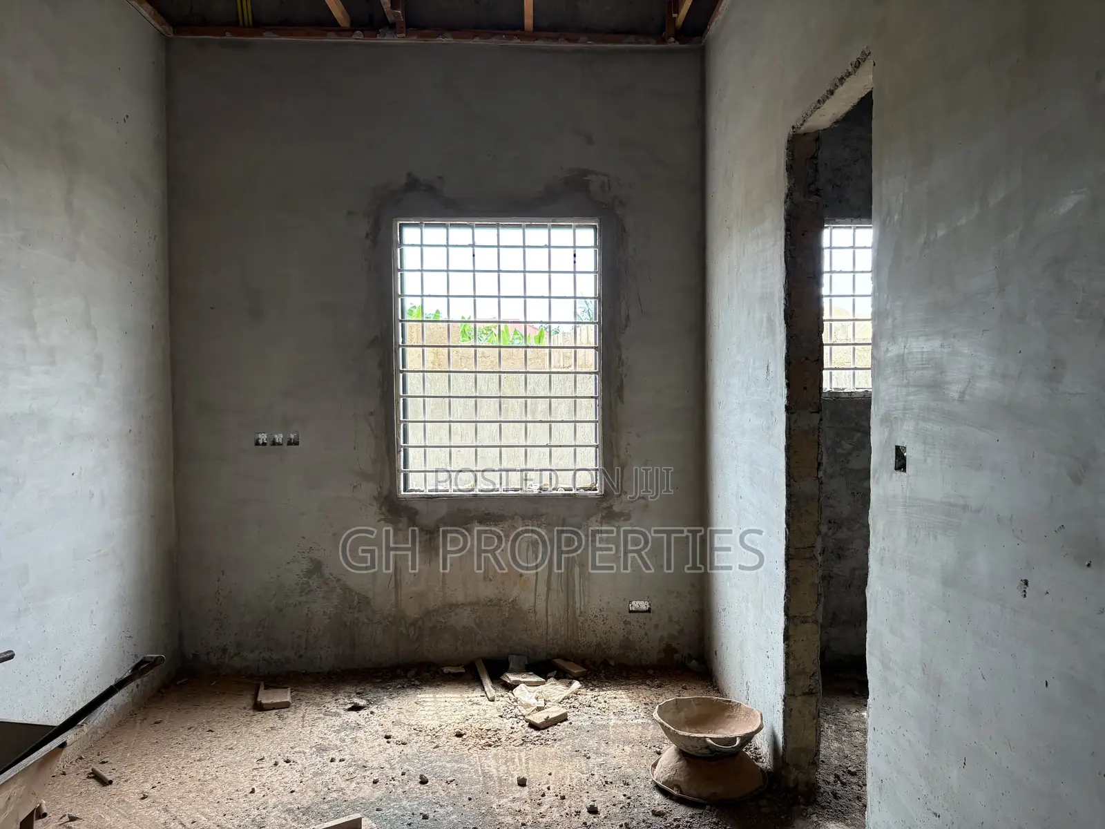 4bdrm House in Kwanwoma,Konkoli. for sale