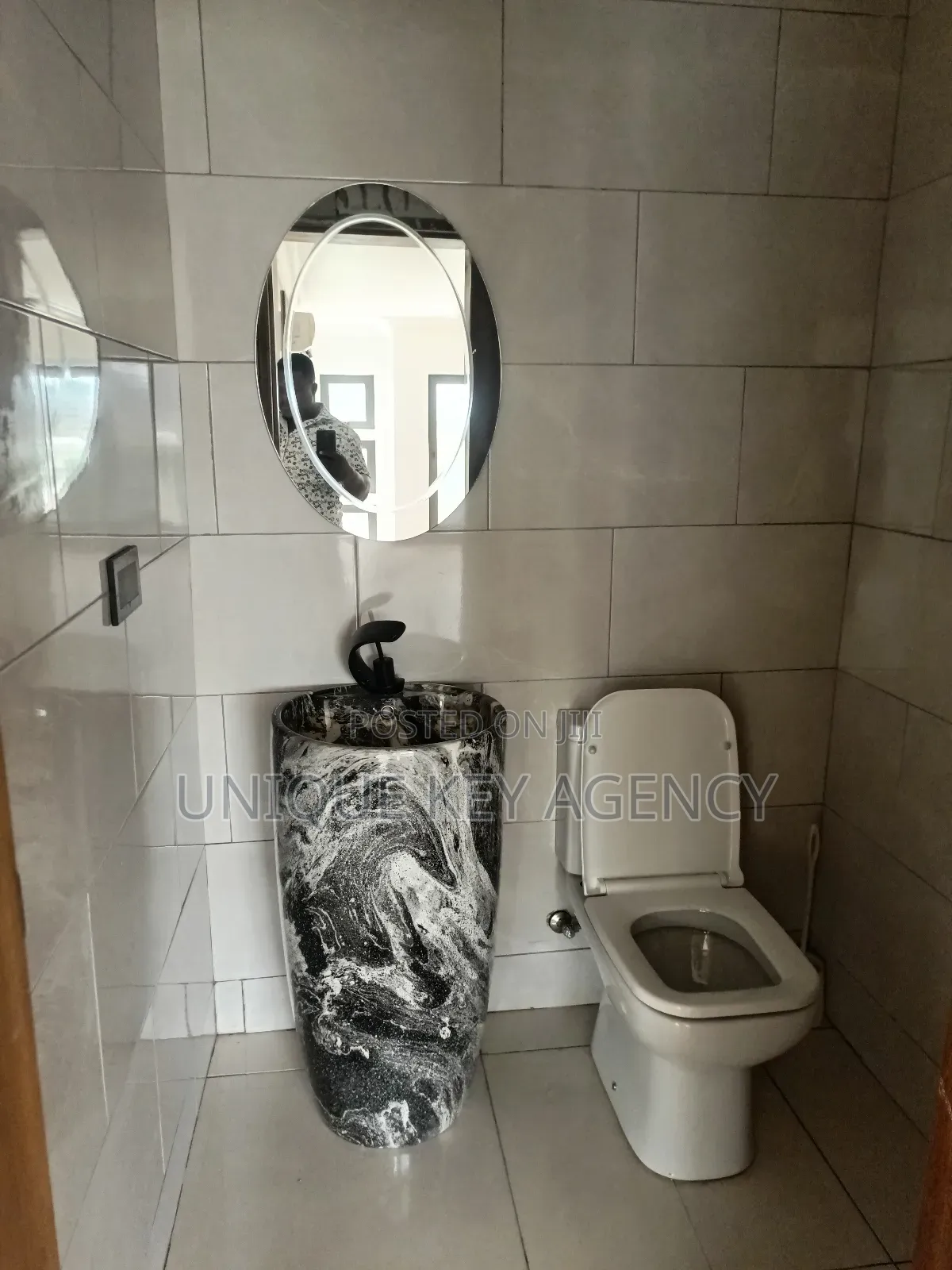 2bdrm Apartment in Unique Key Agency, Manet Court for rent