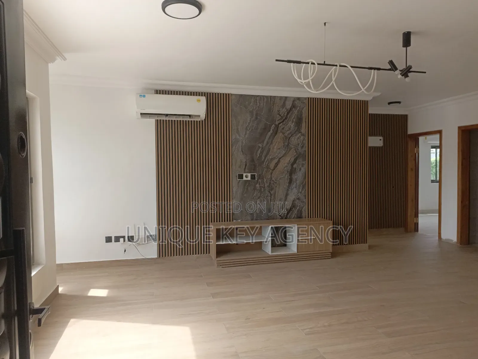 2bdrm Apartment in Unique Key Agency, Manet Court for rent