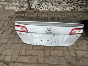 2012-14 Toyota Camry Complete Trunk Lid W/Rear View Camera