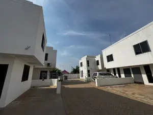 2bdrm House in School Junction for rent