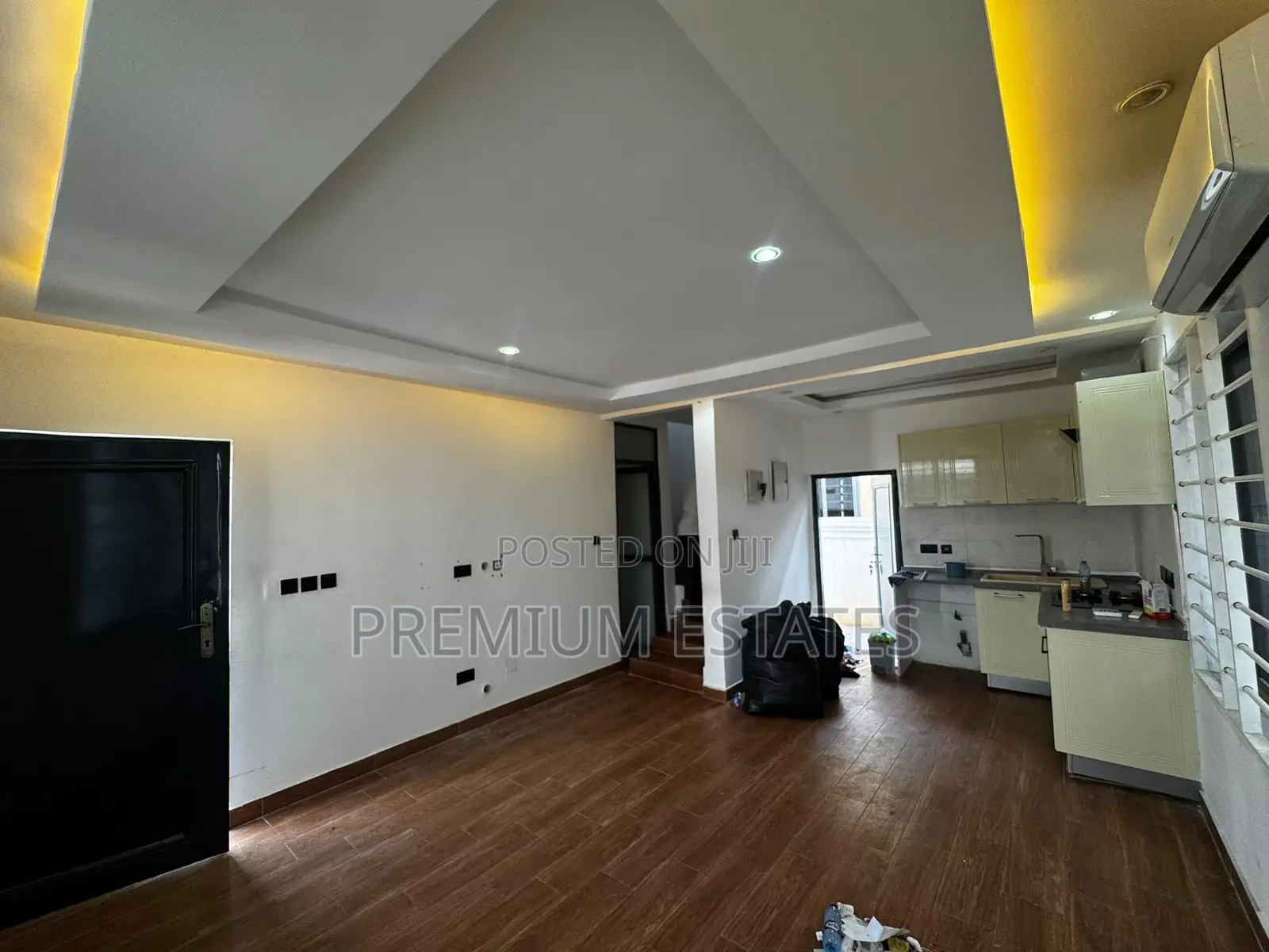 2bdrm House in School Junction for rent