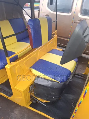 Bajaj RE 2021 Yellow