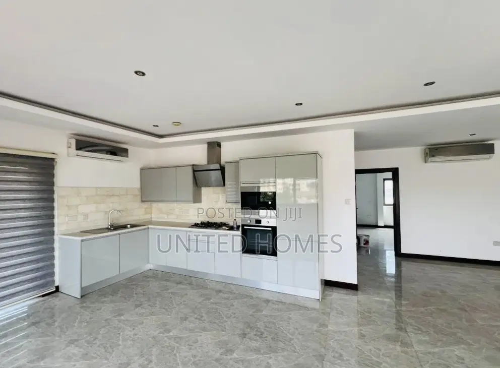 2bdrm Apartment in Abelemkpe for sale