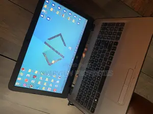 Laptop HP 15 8GB Intel Core i5 HDD+SSD 500GB