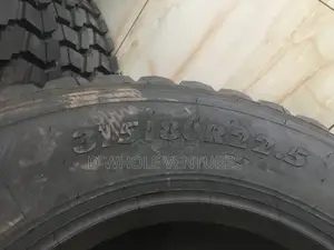 Quality Tyre 315/80r22.5
