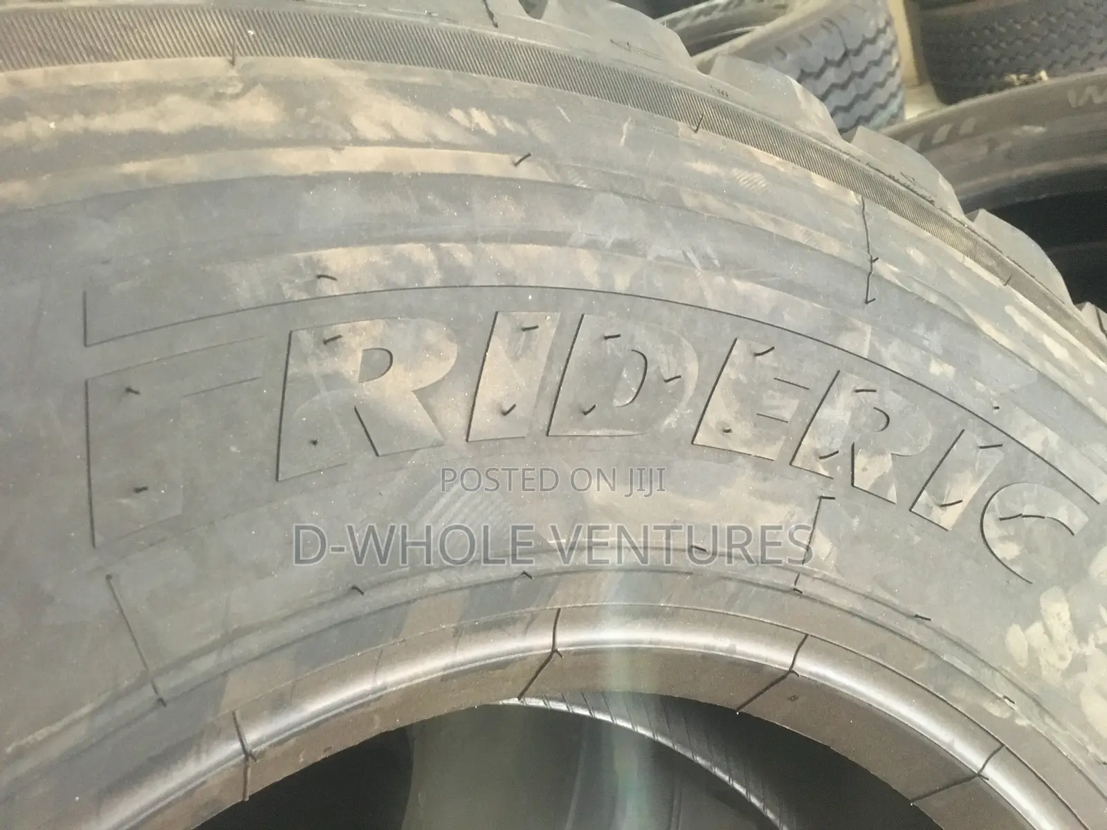Quality Tyre 315/80r22.5