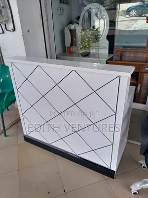 Perfectly Designed Reception Table