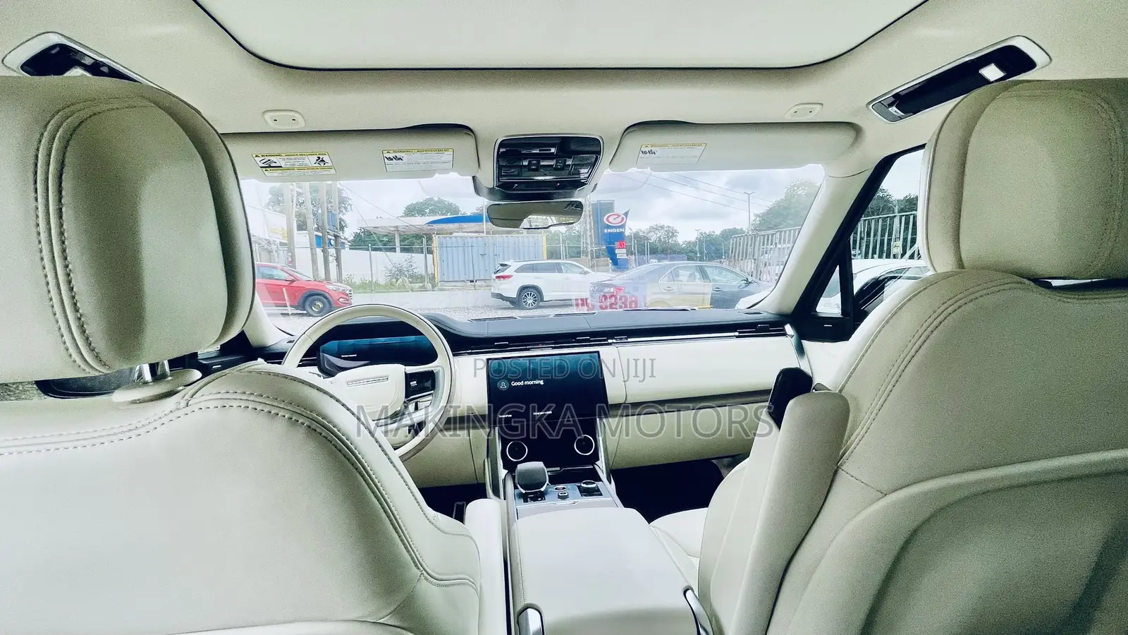 Land Rover Range Rover Vogue 2024 Gold