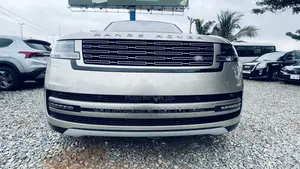 Land Rover Range Rover Vogue 2024 Gold