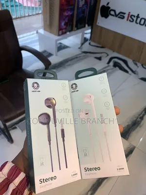 Green Lion Stereo Earphone