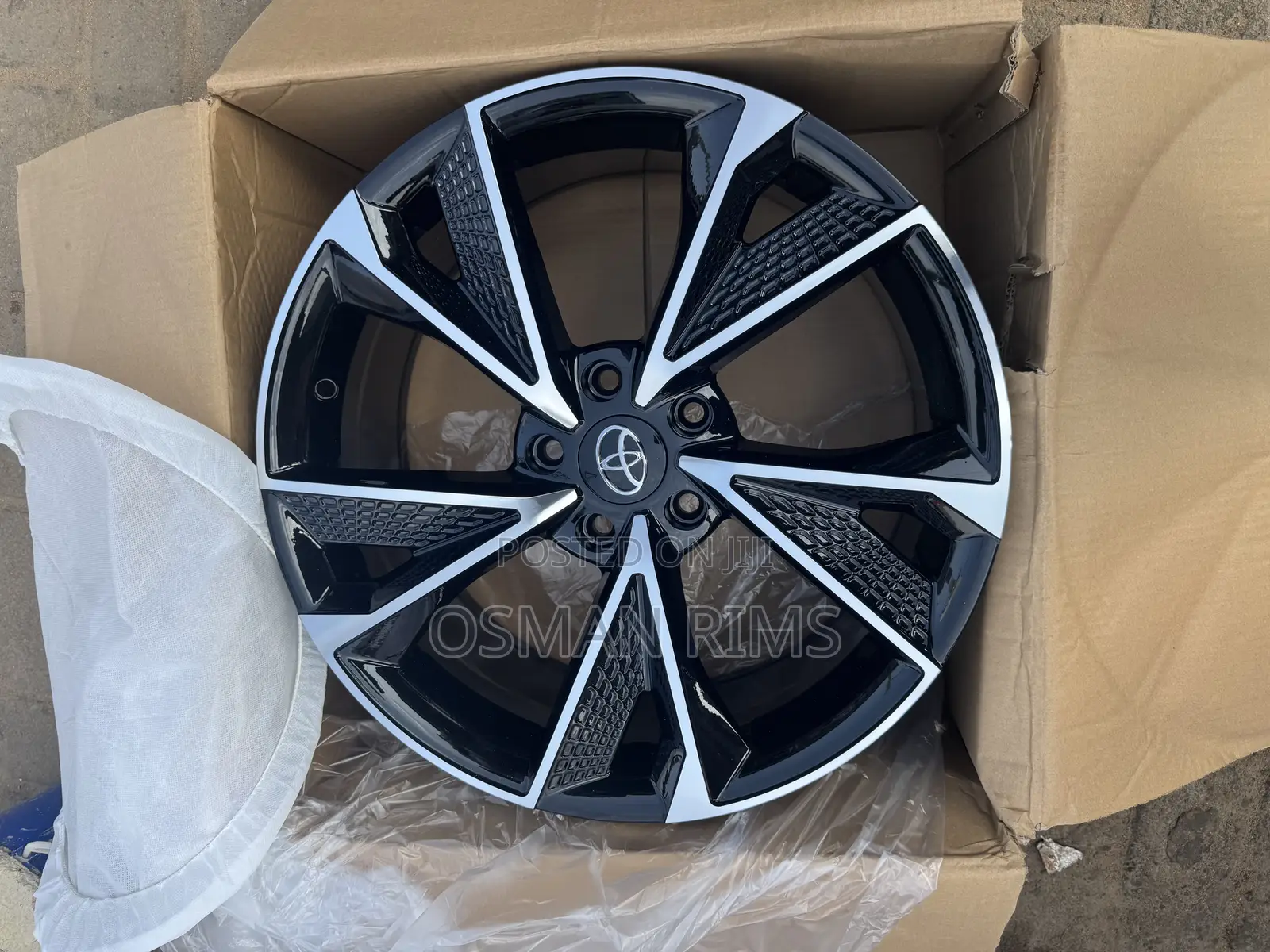 Toyota Camry Rims Brand New in Box