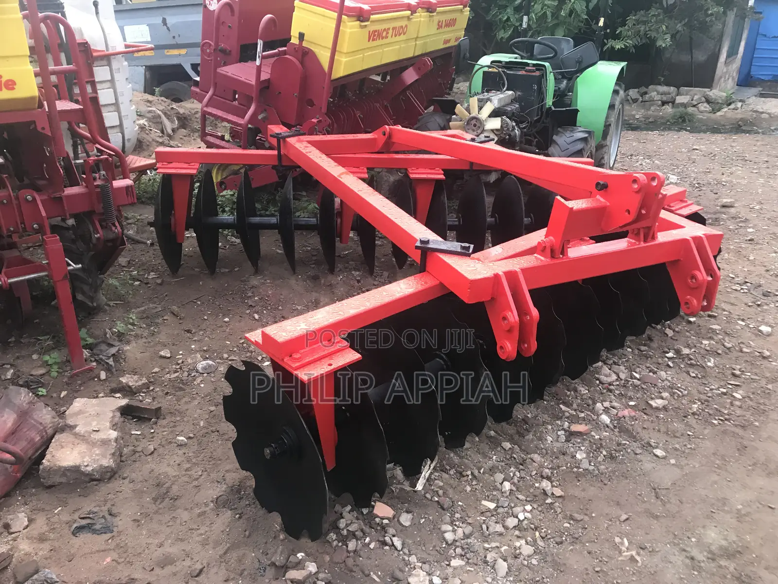 Heavy-Duty Harrow 24 Disc