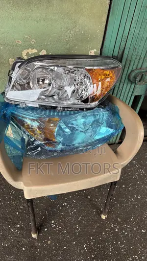 Toyota Rav4 Headlights 2004,2005,2006,2007,2008,2009,2010