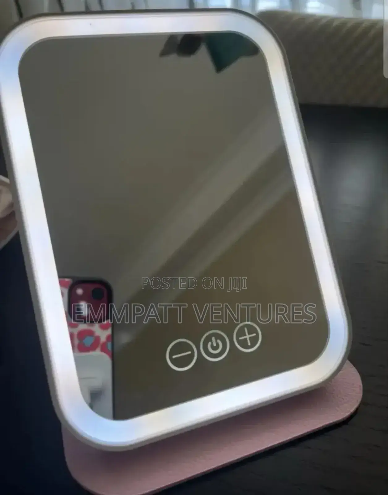 Rechargeable Beautiful Led Light Mirror