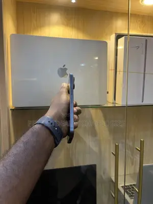 New Apple iPhone 15 Pro Max 256 GB Black