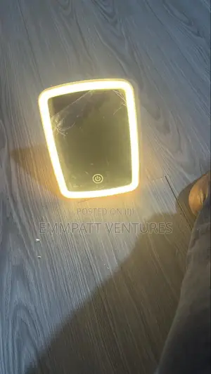 Portable Led Light Make Up Mirror
