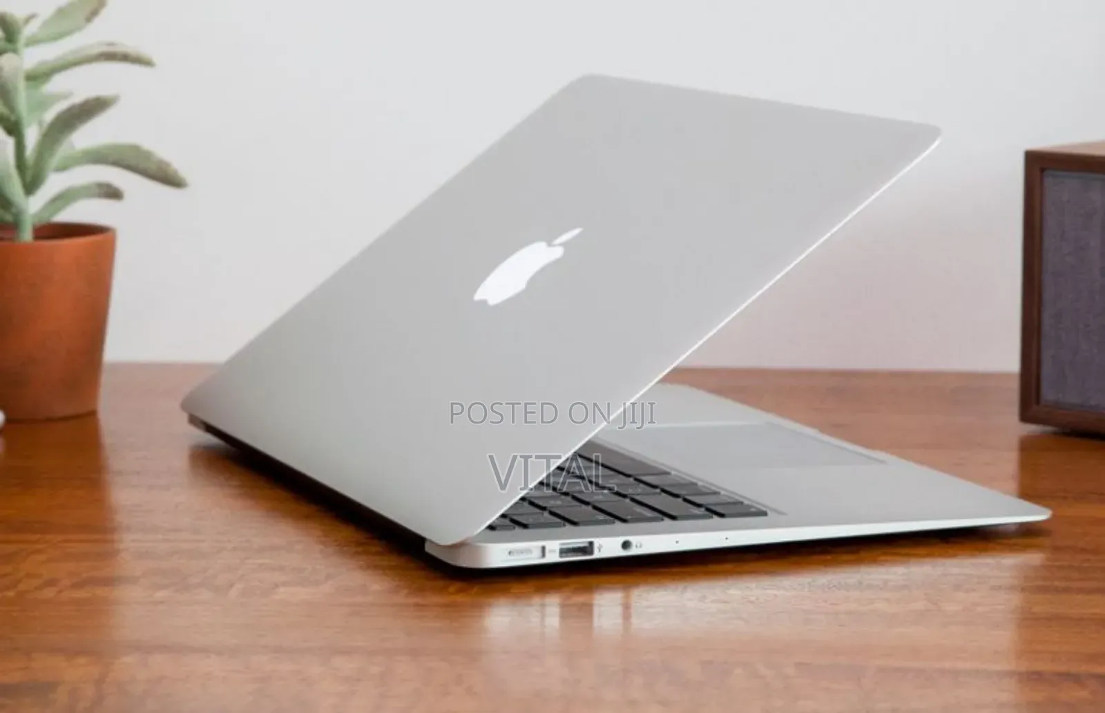 Laptop Apple MacBook Air 2017 8GB Intel Core I5 SSD 256GB