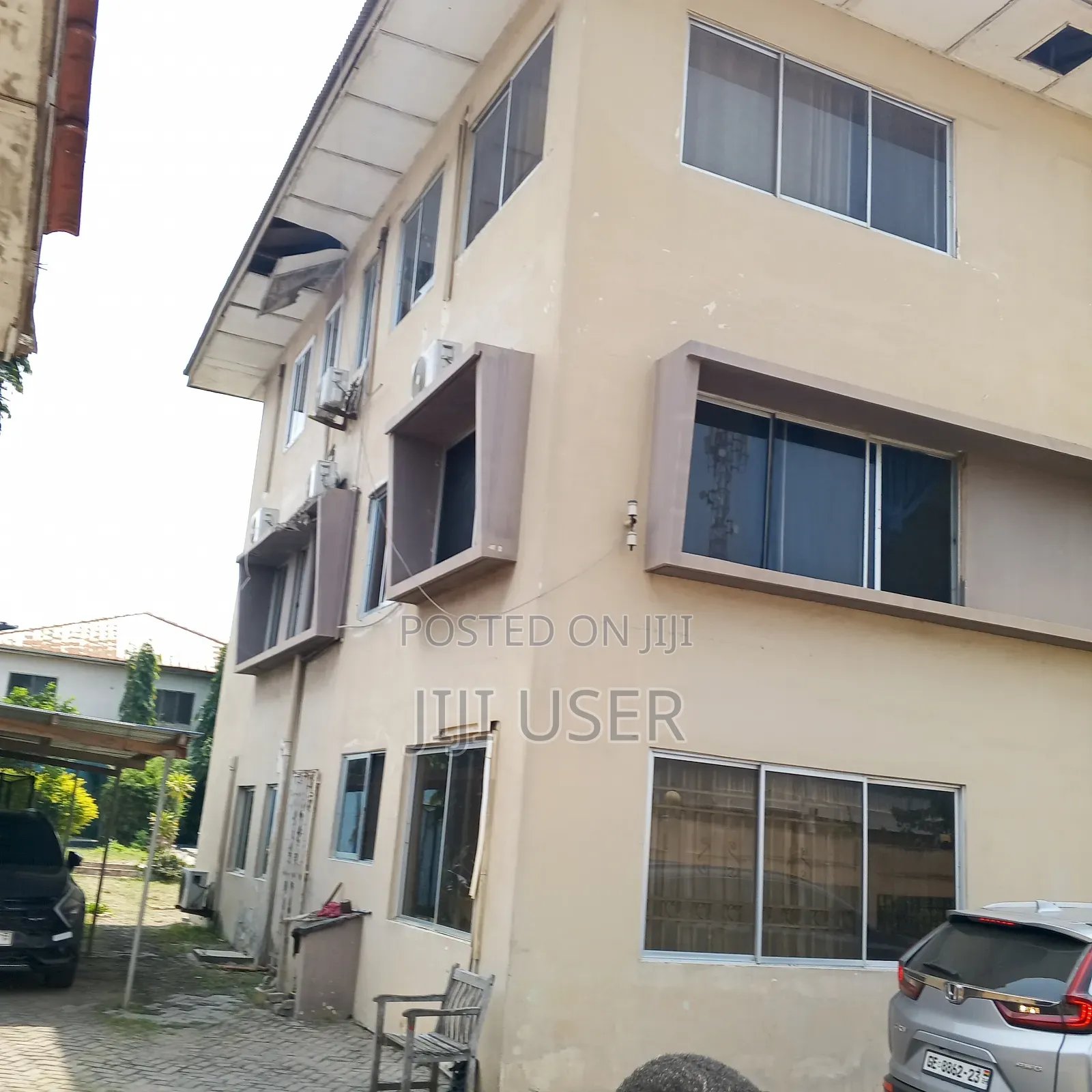 Furnished 20bdrm Apartment in .., Oxford Street for sale