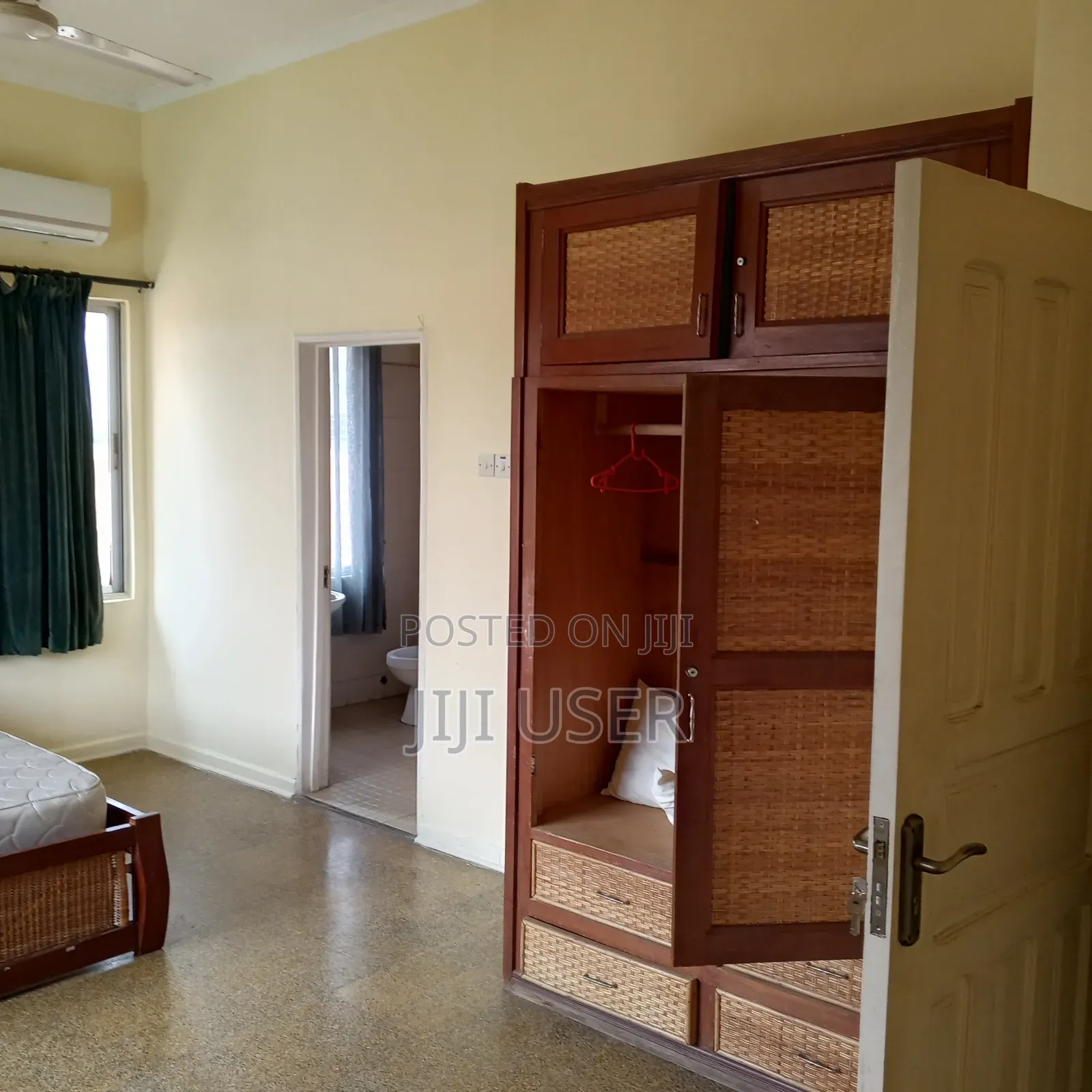 Furnished 20bdrm Apartment in .., Oxford Street for sale