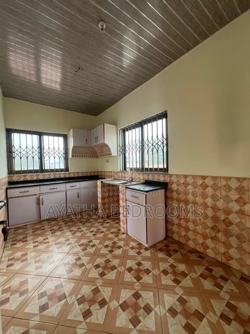 1bdrm Apartment in Ayathar Bedroom, Coca Cola for rent