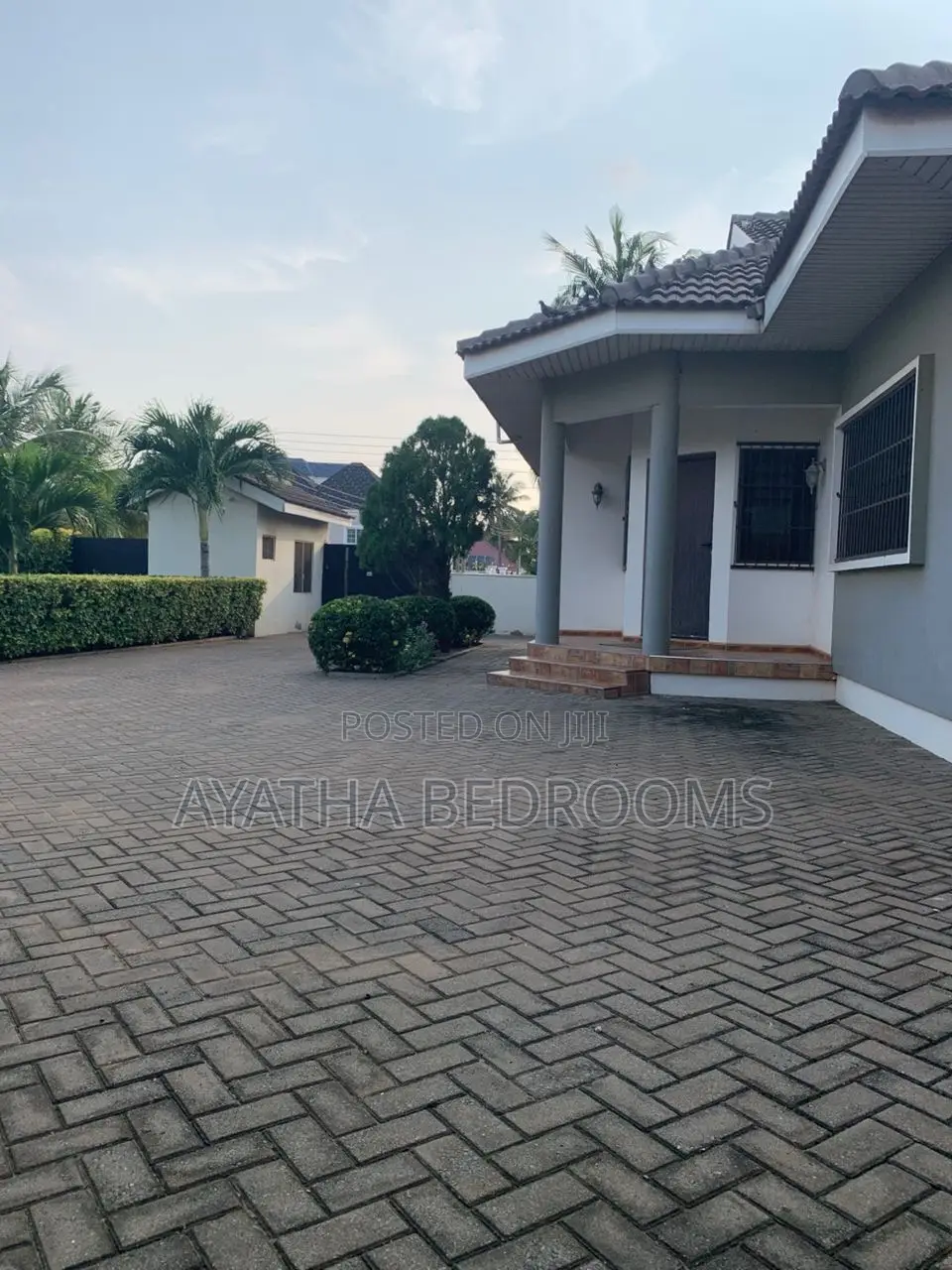 2bdrm House in Ayathar Bedroom, Baatsona Total for rent