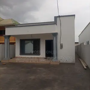 3bdrm House in Ayathar Bedroom, Manet Junction for rent