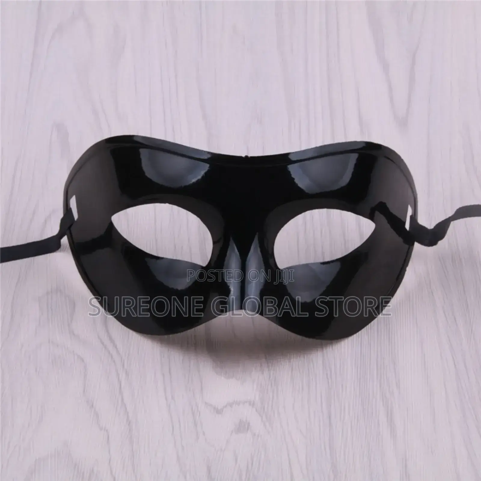 Dance Party Diamond Venetian Mask