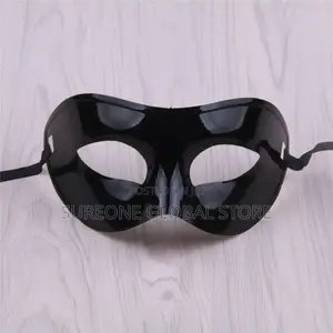 Dance Party Diamond Venetian Mask