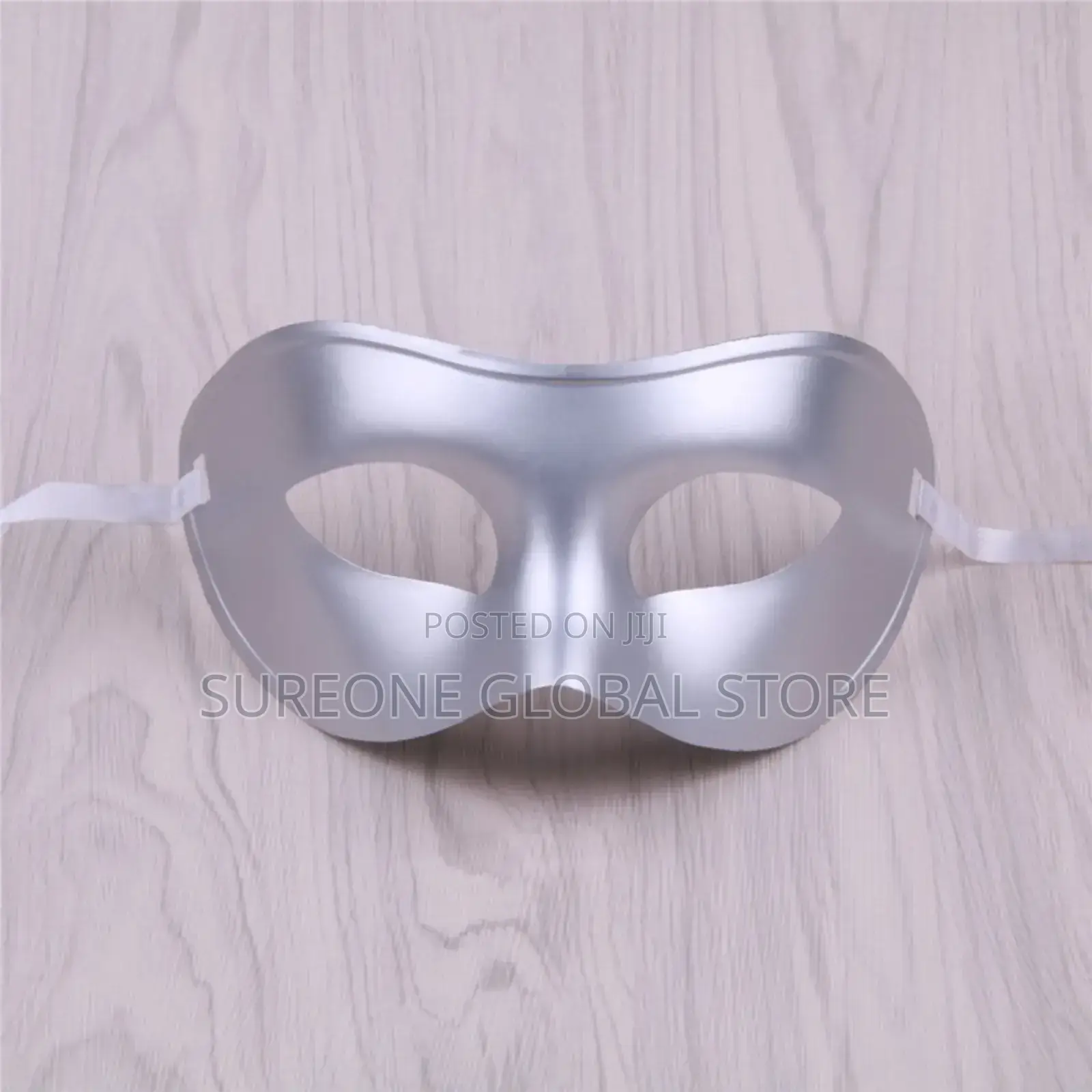 Dance Party Diamond Venetian Mask
